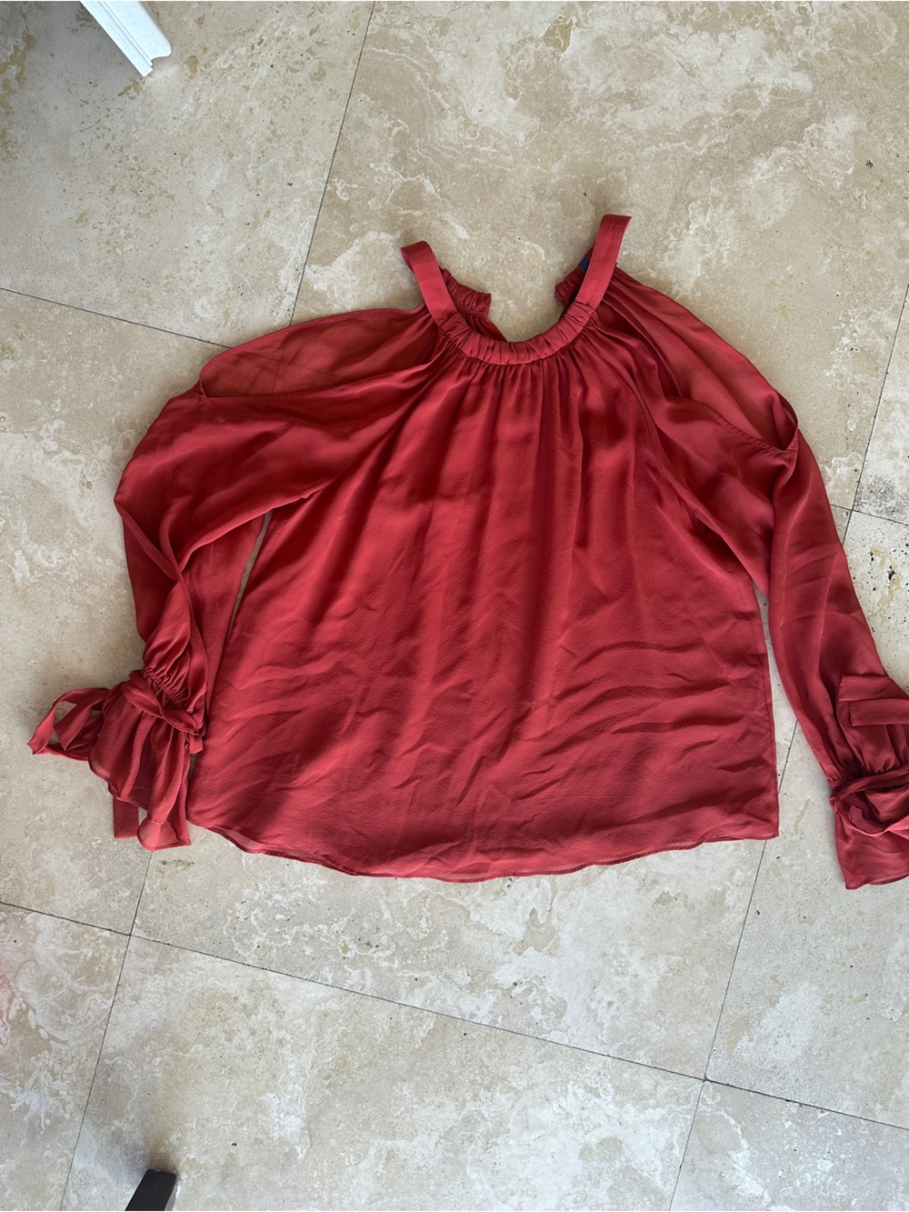 BCBGMaxAzria Rust Red Open-Shoulder Tie-Cuff Blouse